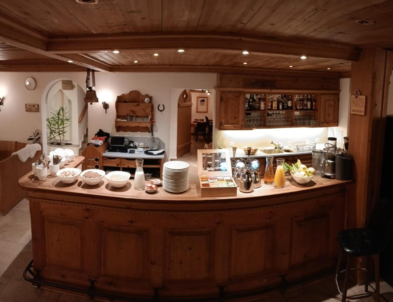 Hotel De Commune Gstaad Eksteriør bilde